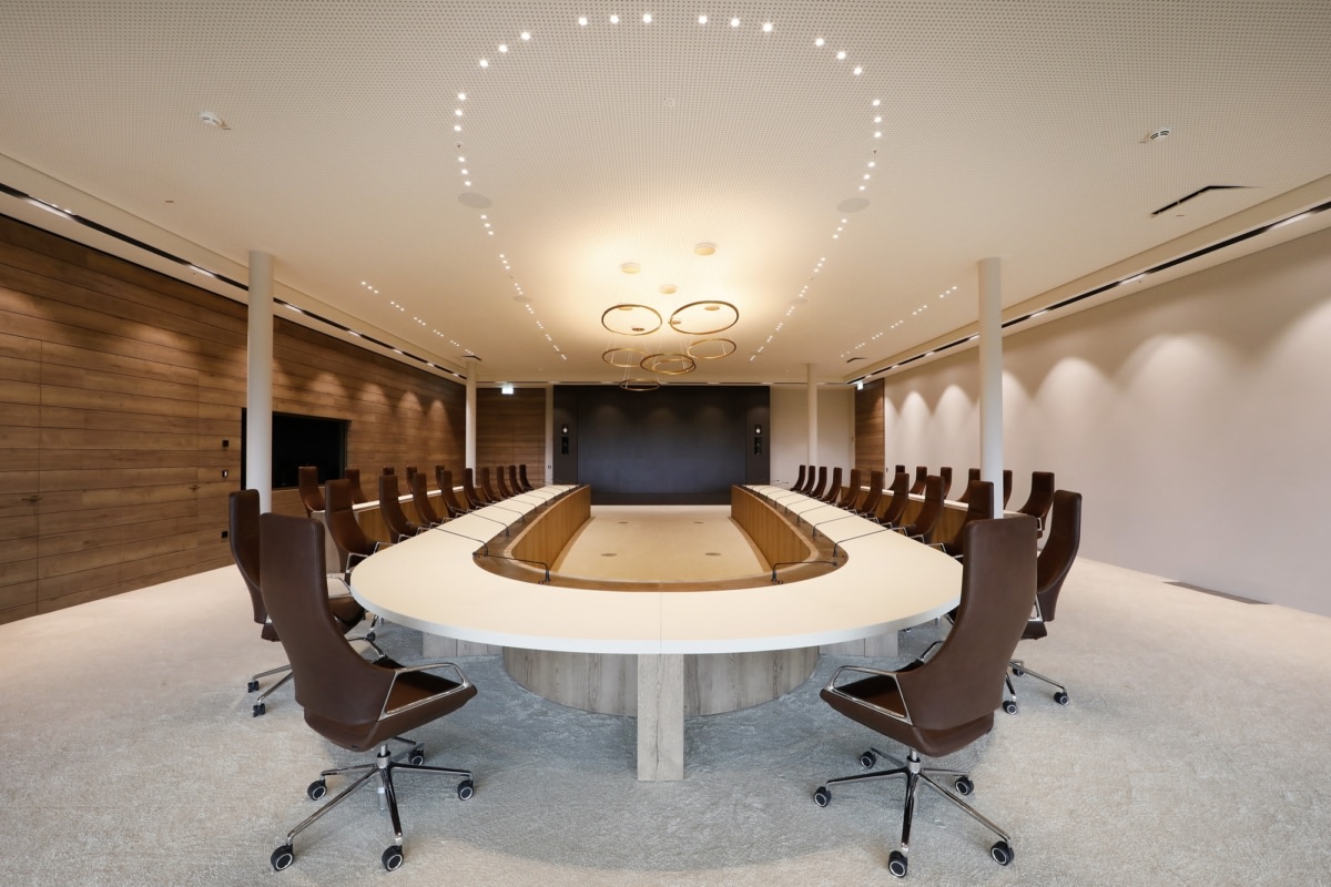 Conference Table Cnt - 52