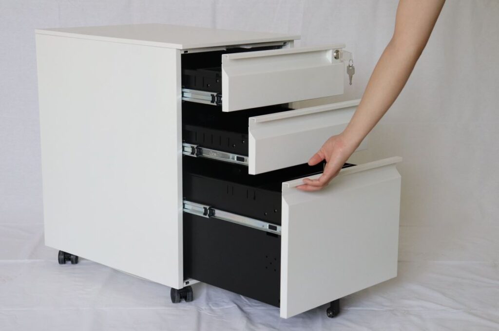 Mobile Pedestal